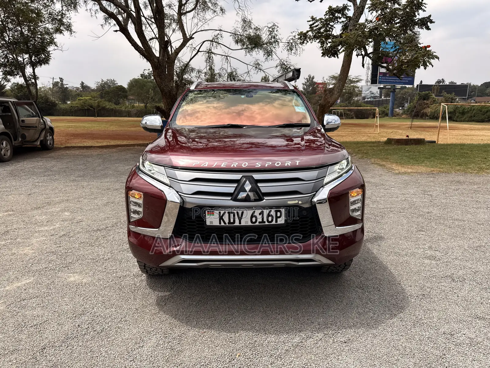 Mitsubishi Pajero Sport Exceed 2020 Red