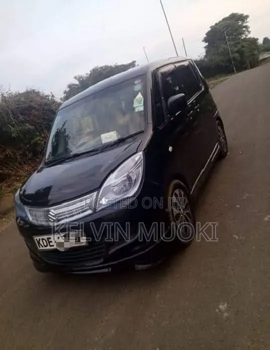Suzuki Solio 2014 Black