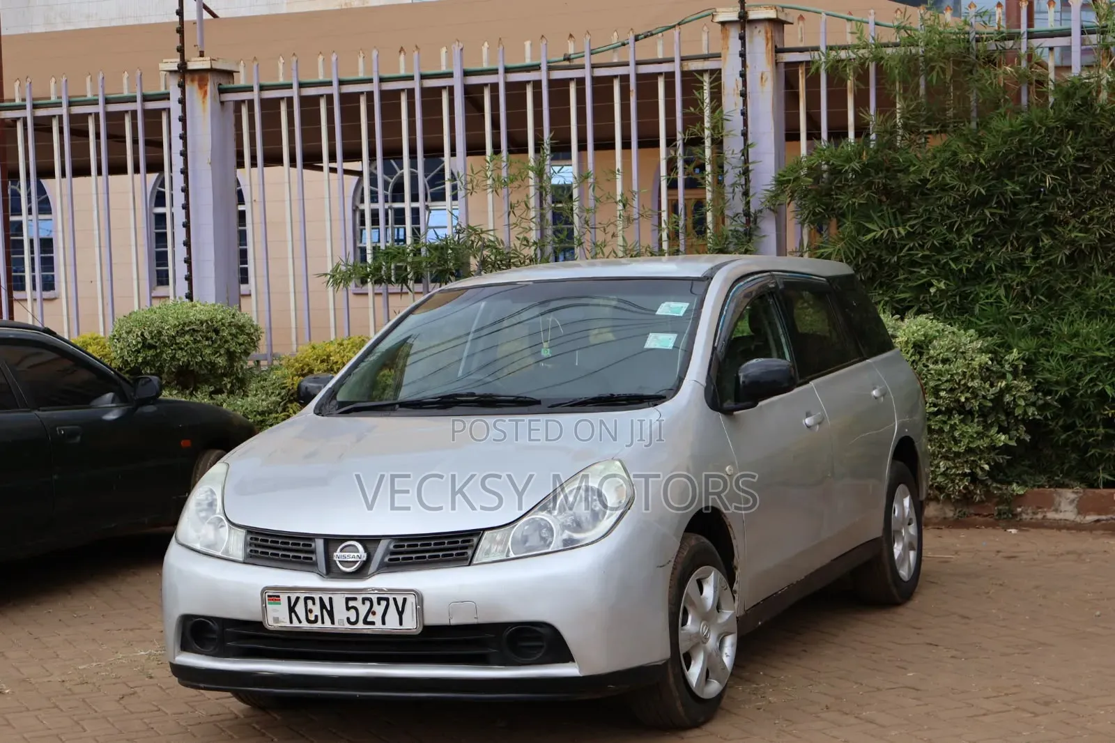 Nissan Wingroad 2010 Silver