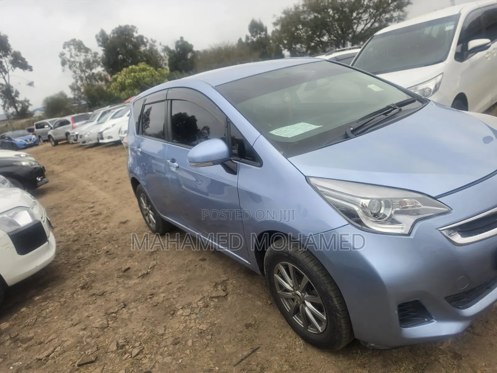 Toyota Ractis 2016 Blue