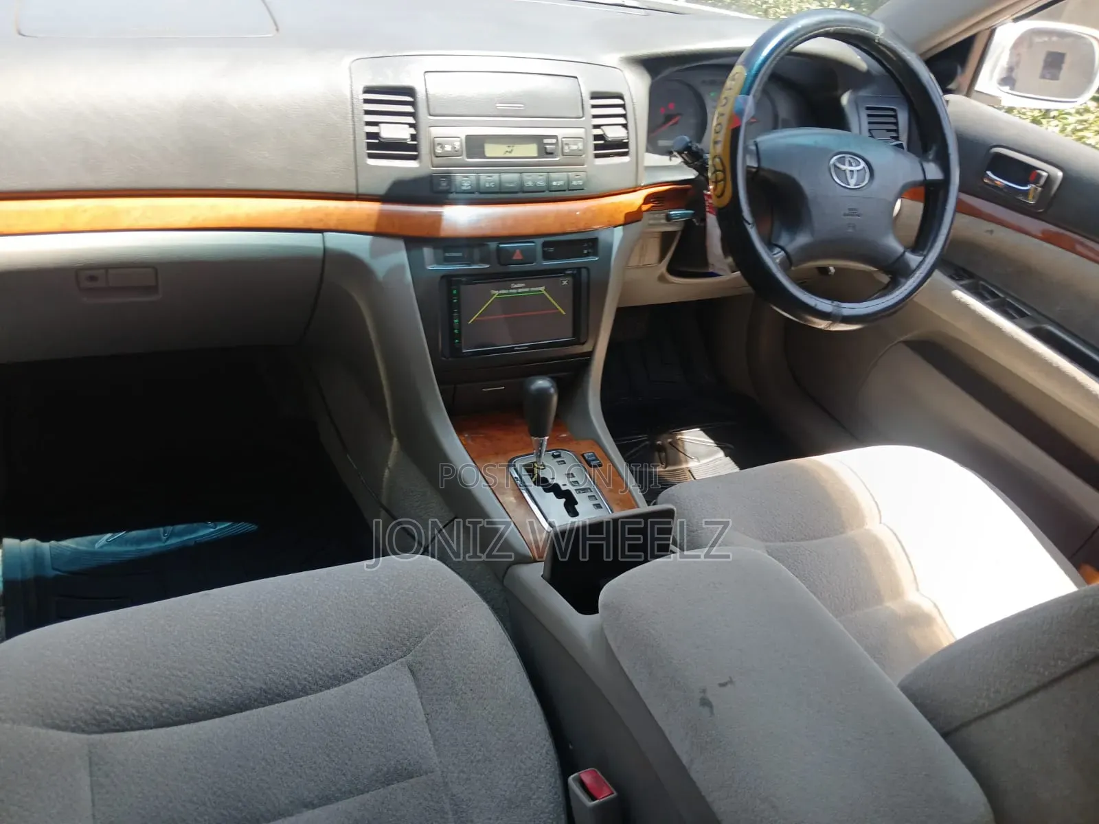 Toyota Mark II 2001 White