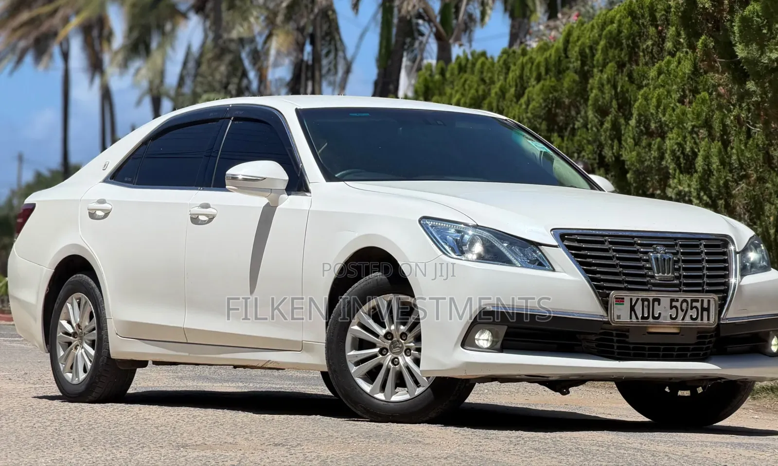 Toyota Crown 2015 White
