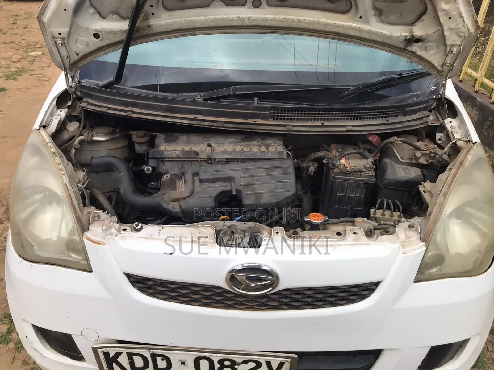 Daihatsu Mira 2014 White