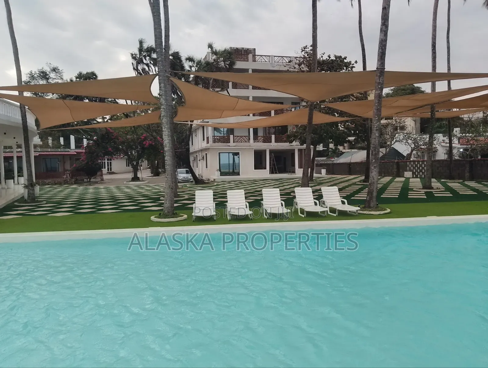 Furnished 3bdrm Apartment to Let in Nyali Estate