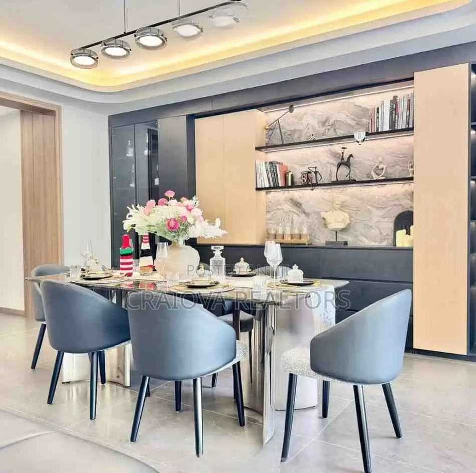 4bdrm Apartment in Raphta Road Area for sale