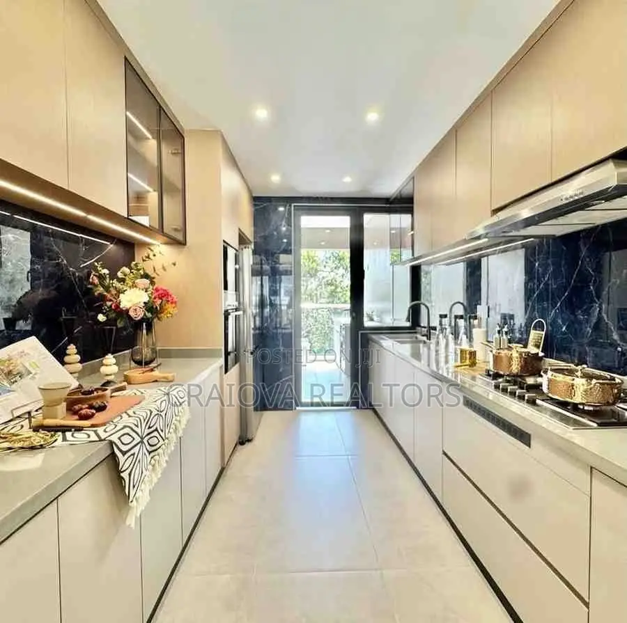 4bdrm Apartment in Raphta Road Area for sale