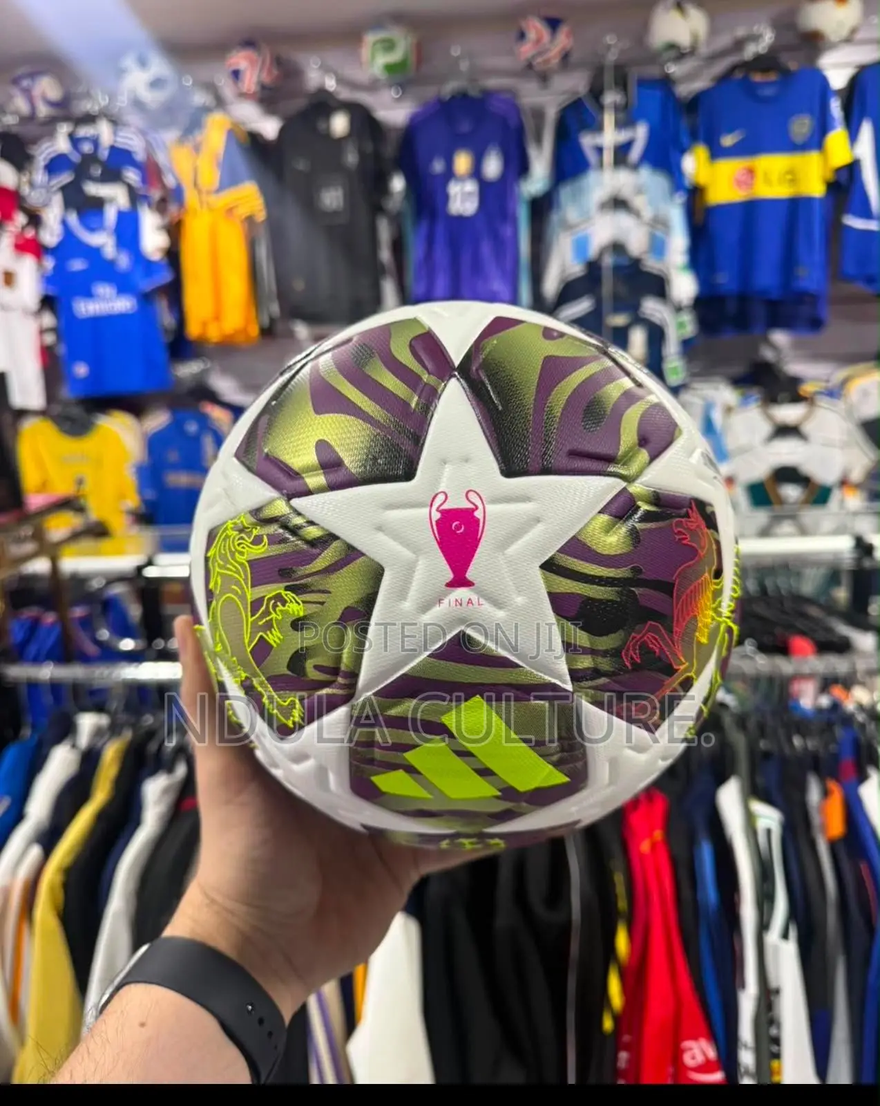 Uefa Champions League Soccer Balls( Tubeless)