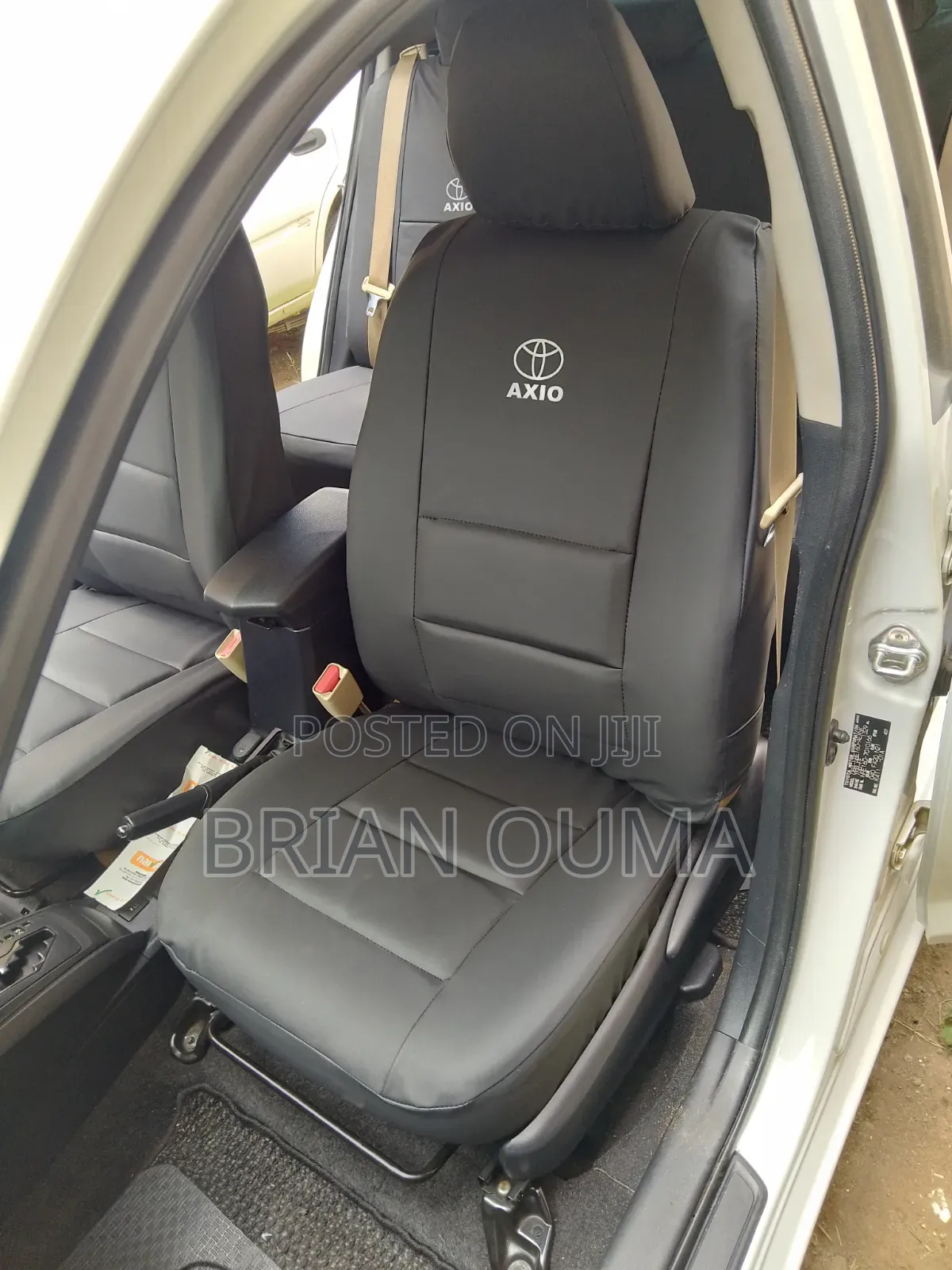Toyota Axio Seat Covers – Multiple Designs