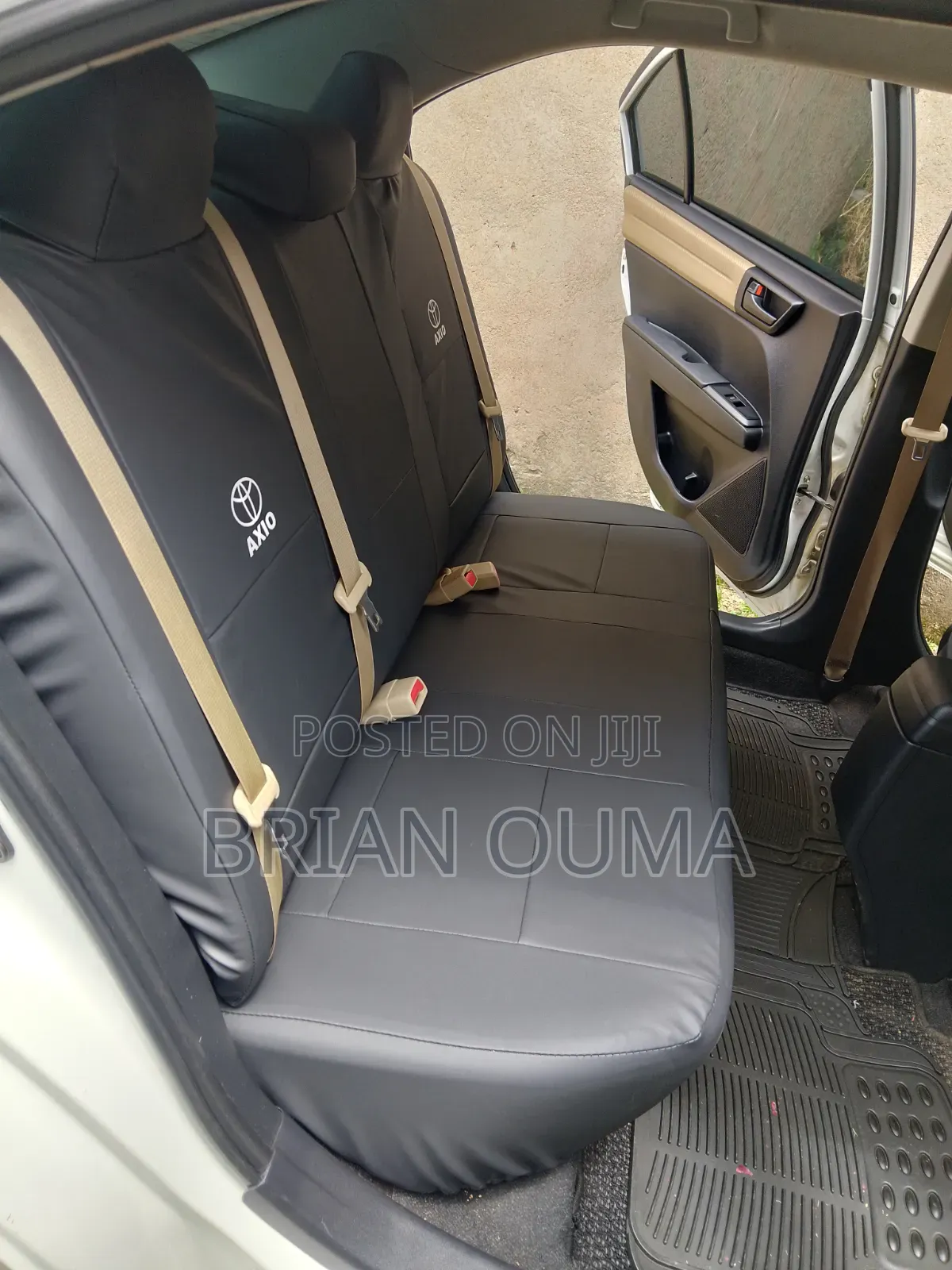 Toyota Axio Seat Covers – Multiple Designs