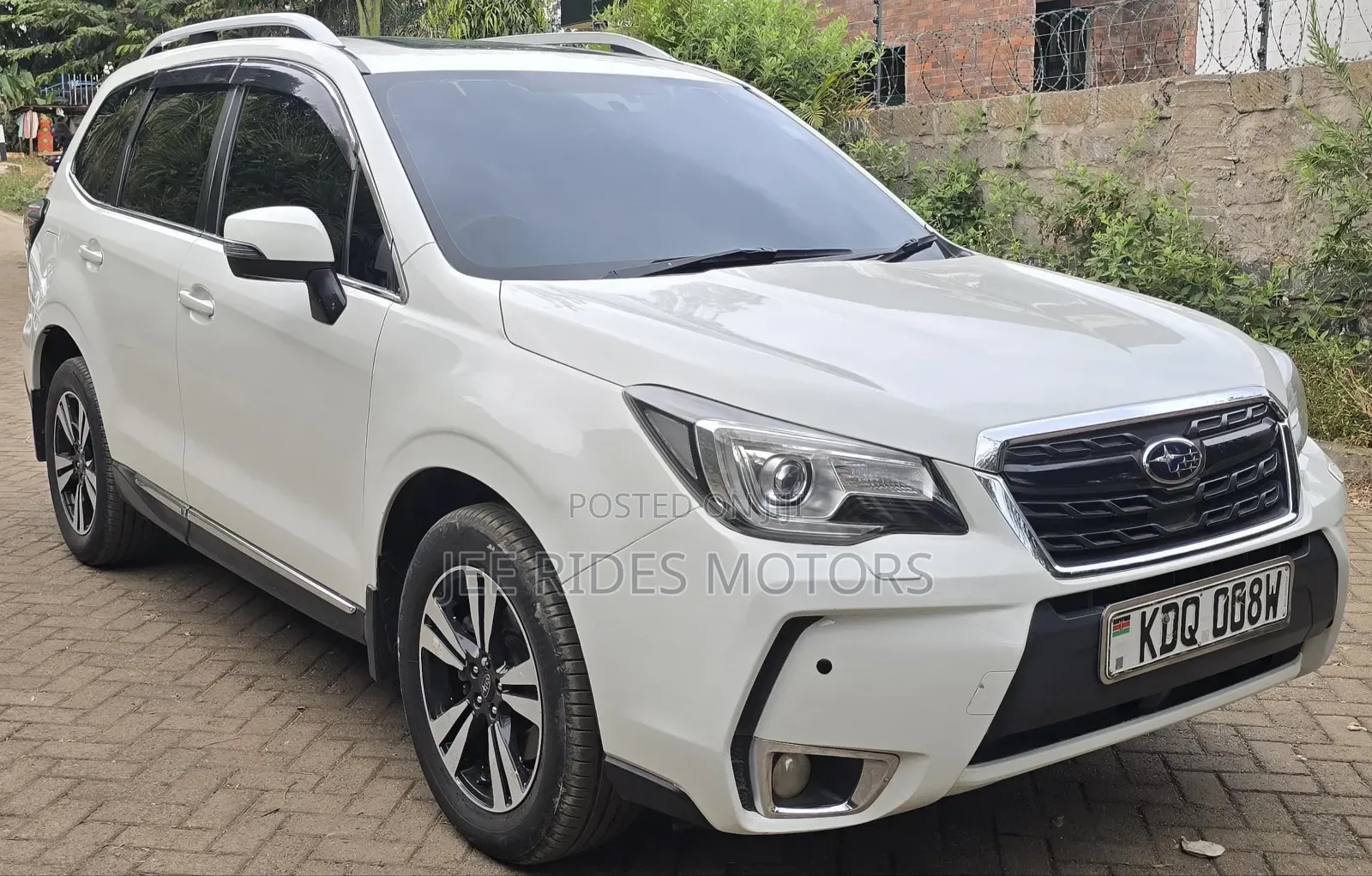 Subaru Forester 2017 Off white