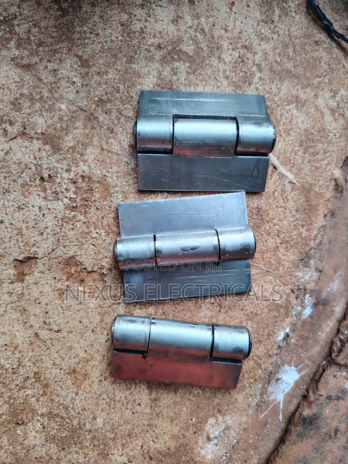 Butterfly Bush Hinges 3/4 Inch
