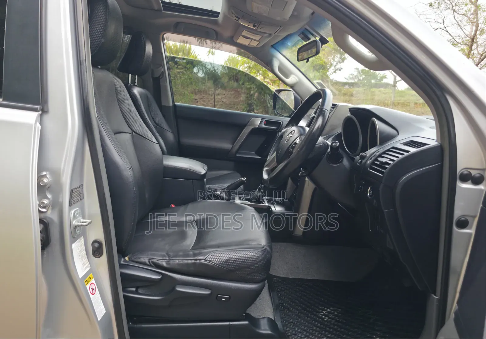 Toyota Land Cruiser Prado 2012 Silver