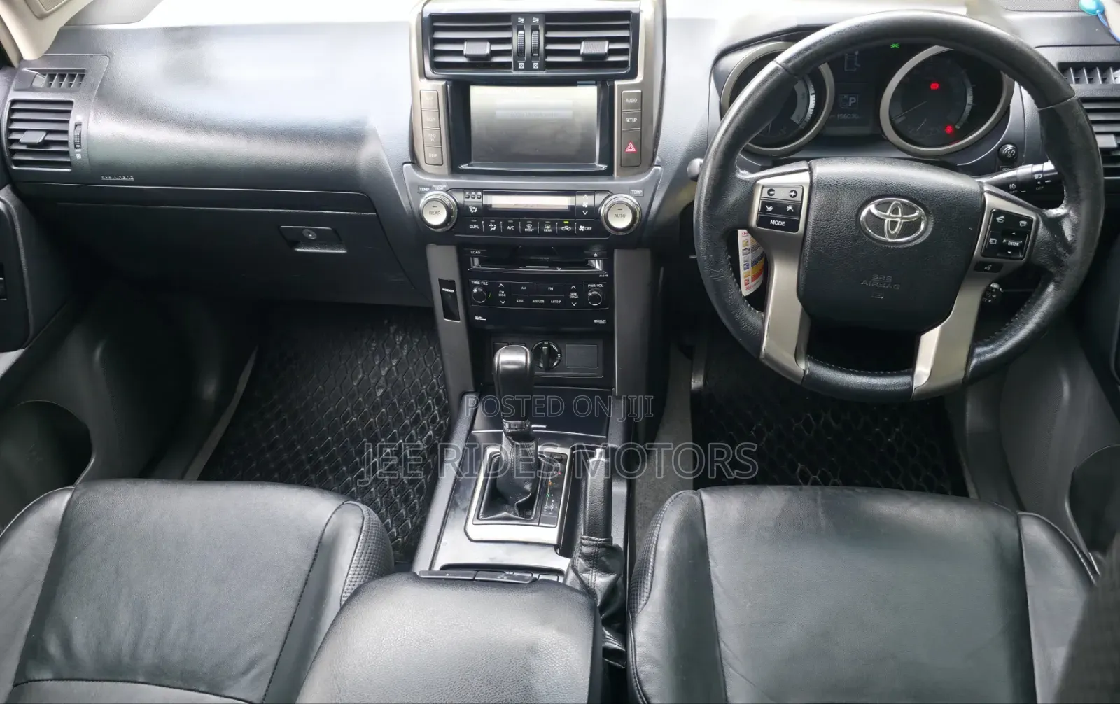 Toyota Land Cruiser Prado 2012 Silver