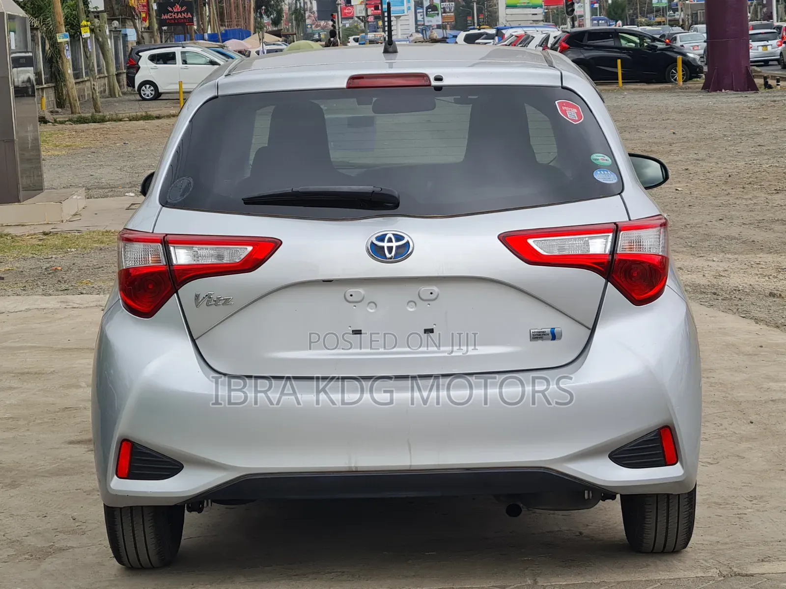 Toyota Vitz 2019 Silver
