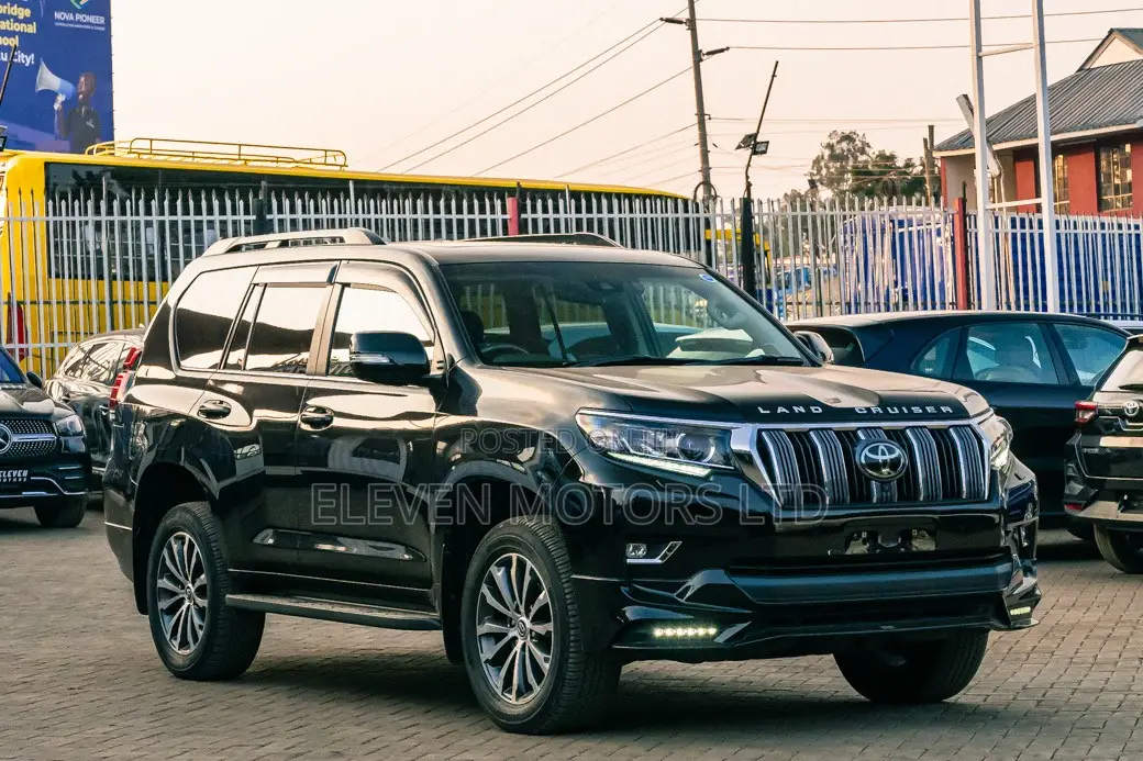Toyota Land Cruiser Prado 2021 Black