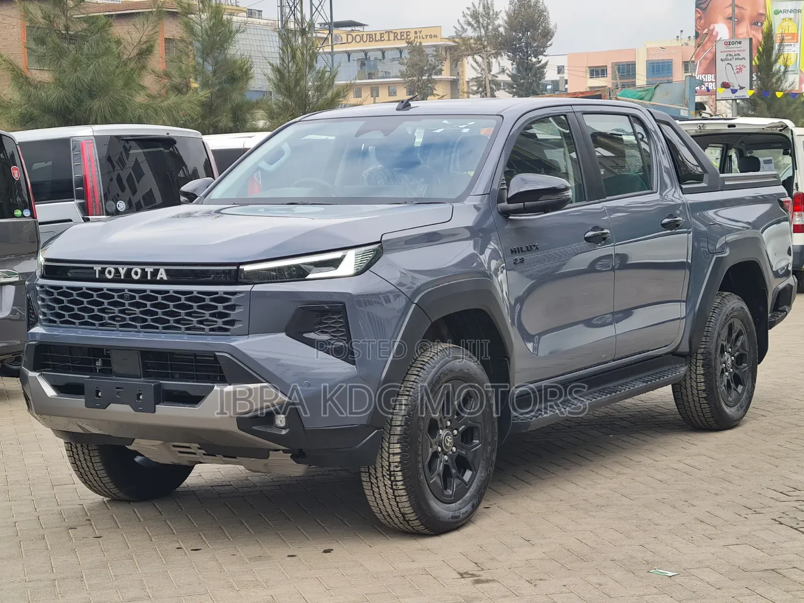 New Toyota Hilux 2026 Gray
