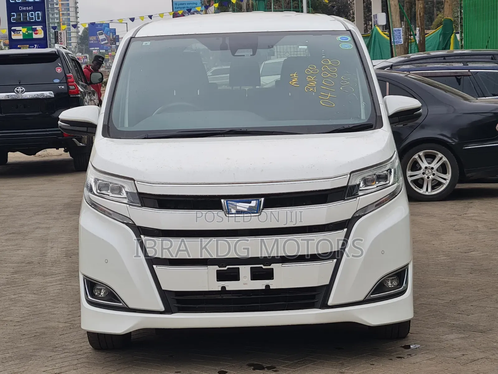 Toyota Noah 2019