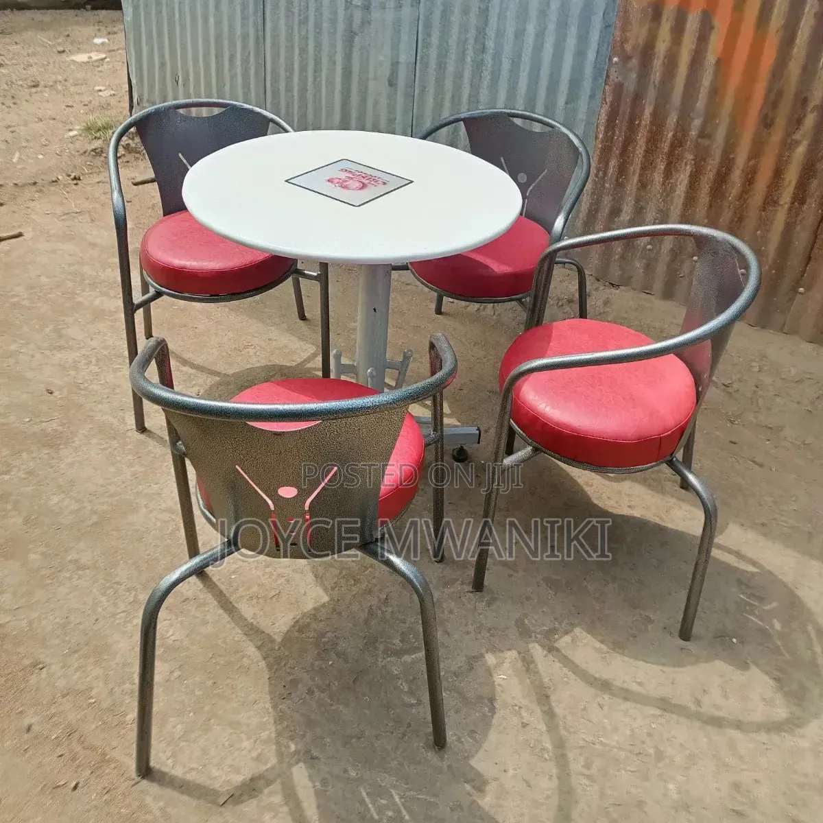 Round Restaurant Powder Coated Set, With Padded Red Seats 