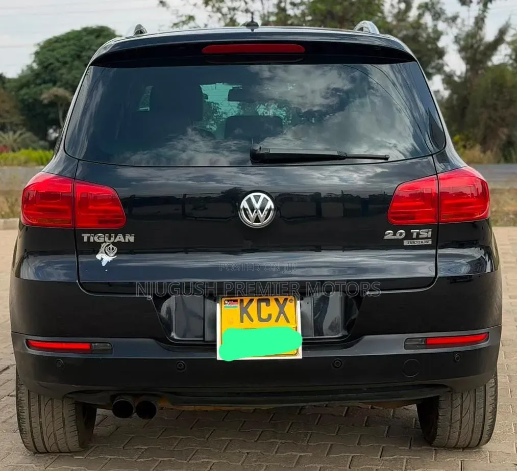 Volkswagen Tiguan 2012 Black
