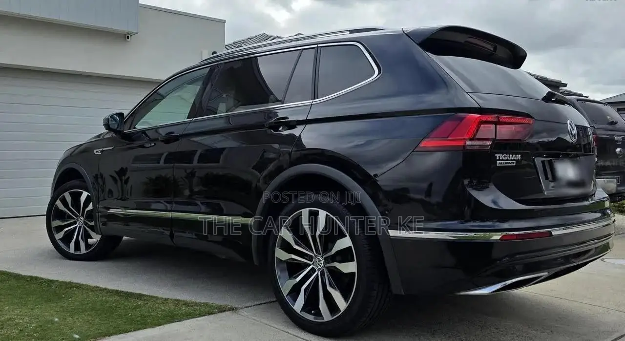 Volkswagen Tiguan 2020 Black