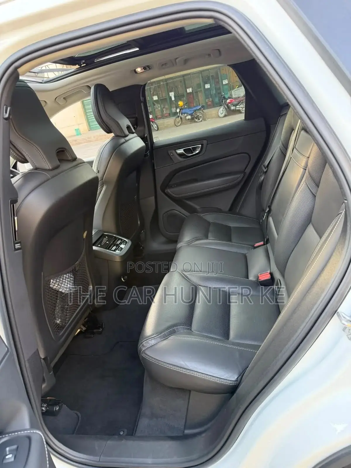 Volvo XC60 T5 Inscription AWD 2019 Pearl