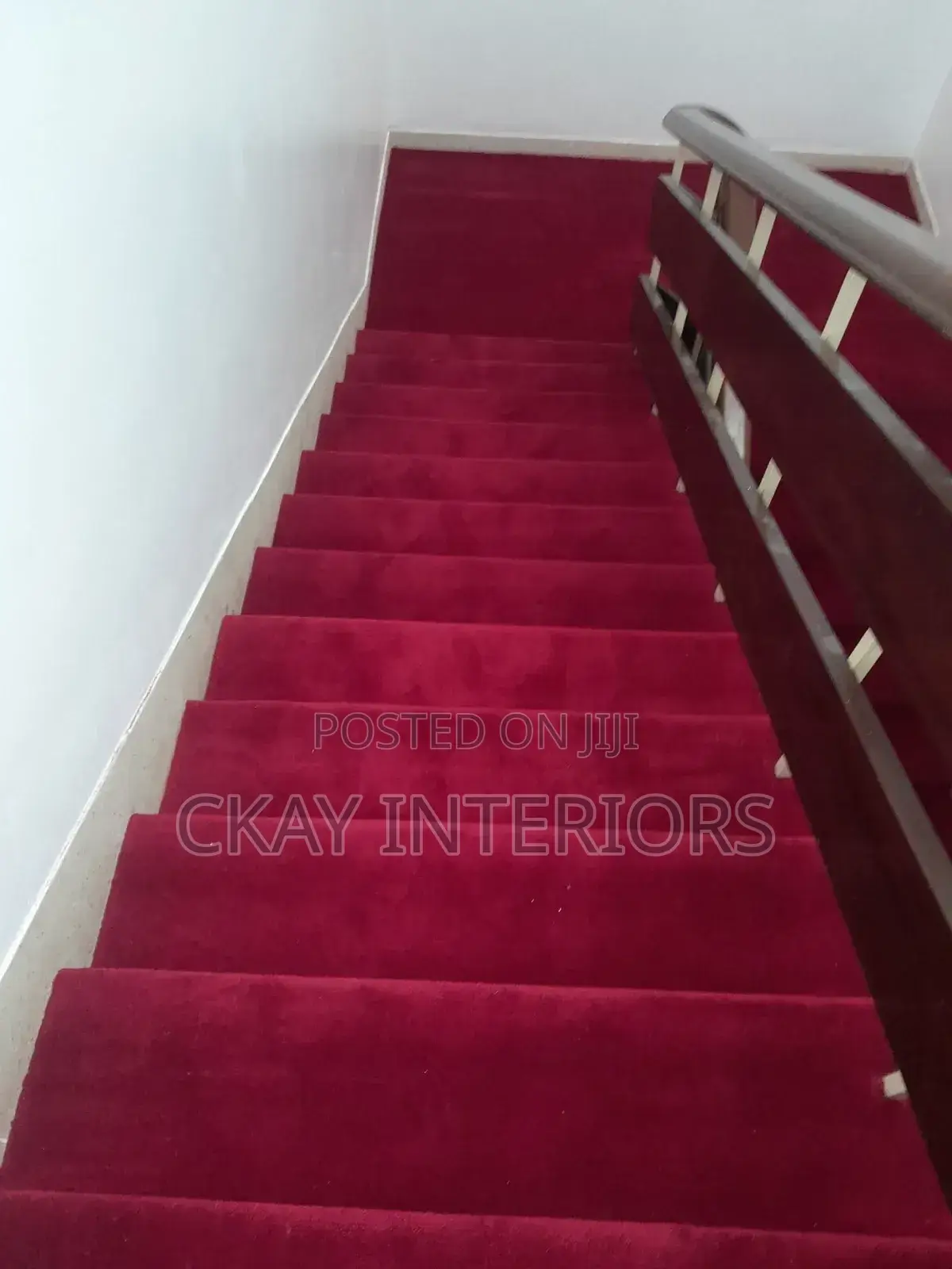 Fluffy Smooth Red Presidential Wall to Wall Carpets