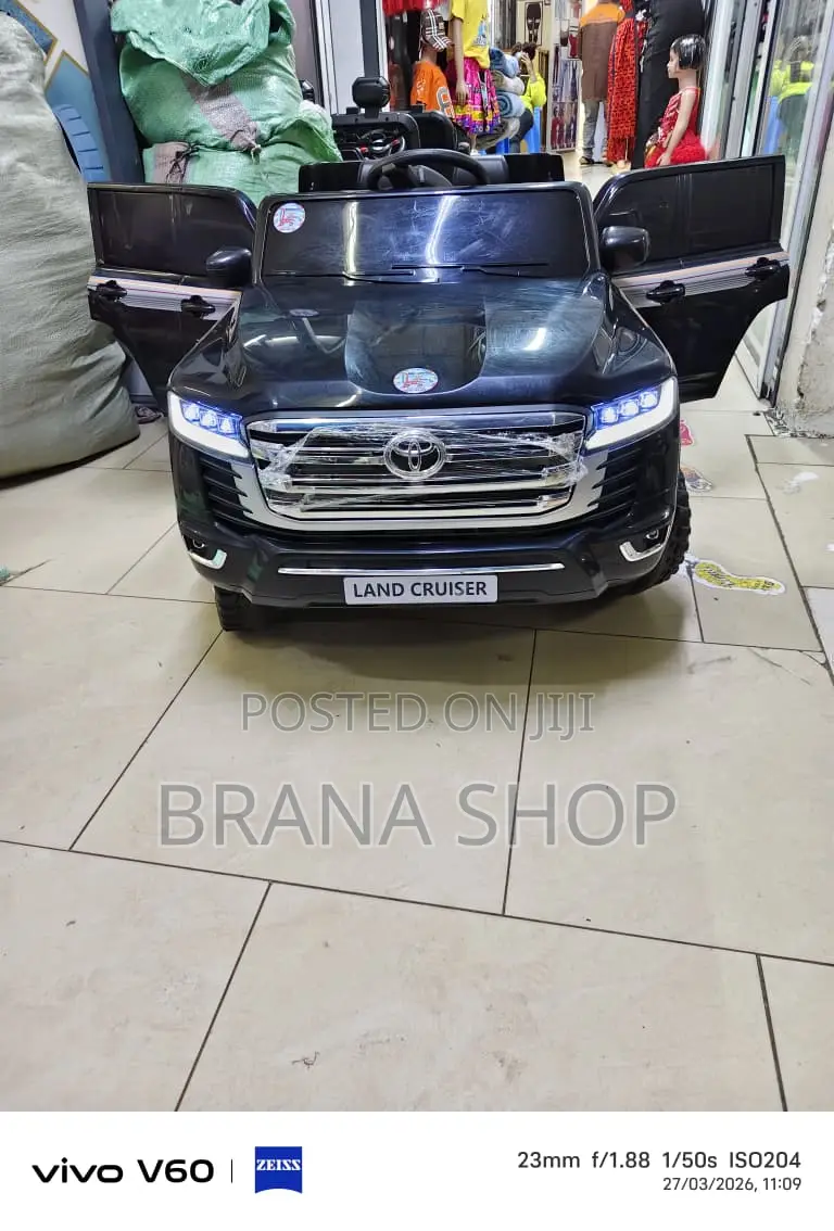 Kids Electric Toyota Land Cruiser LC300 – Black
