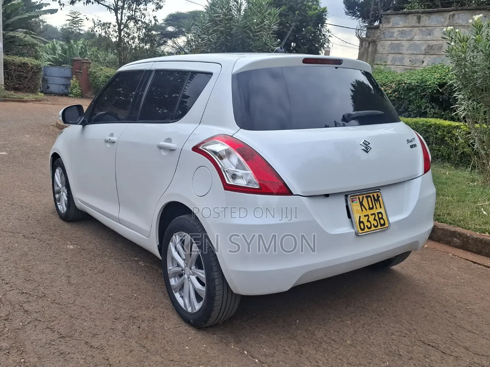 Suzuki Swift 2016 White