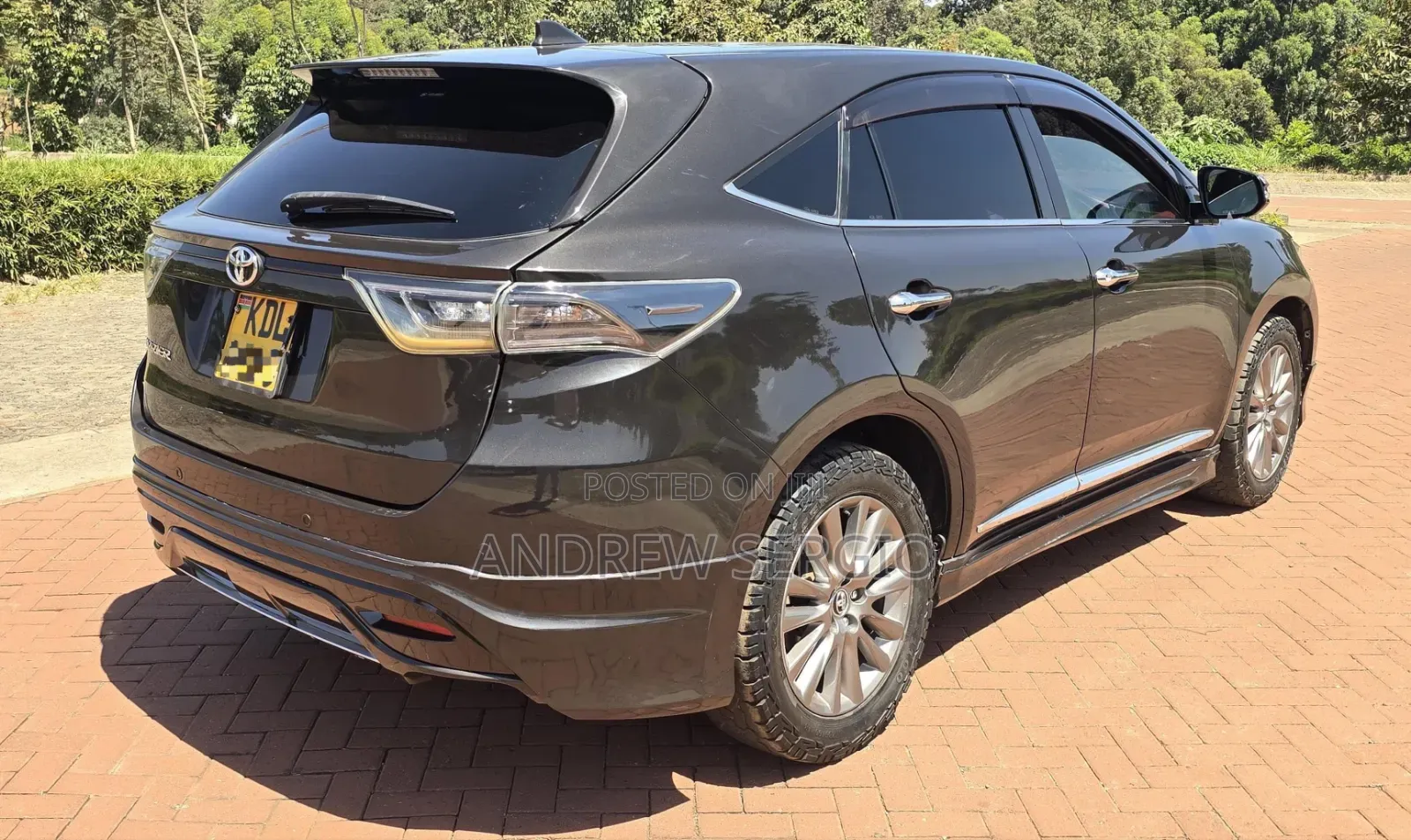 Toyota Harrier 2016