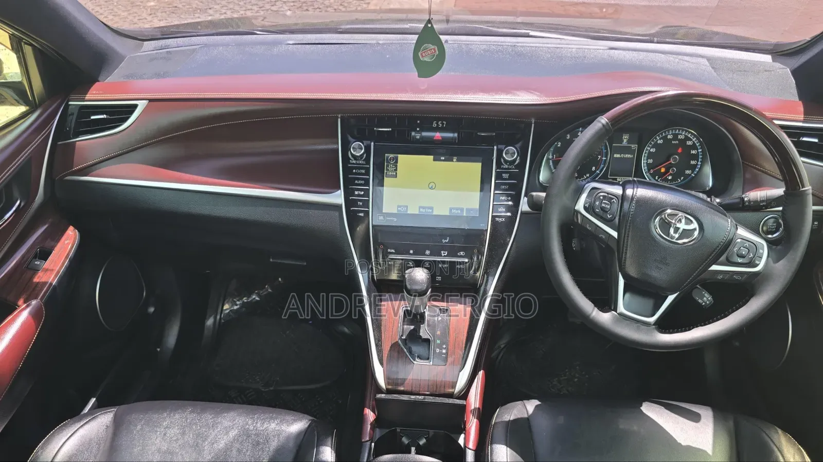 Toyota Harrier 2016