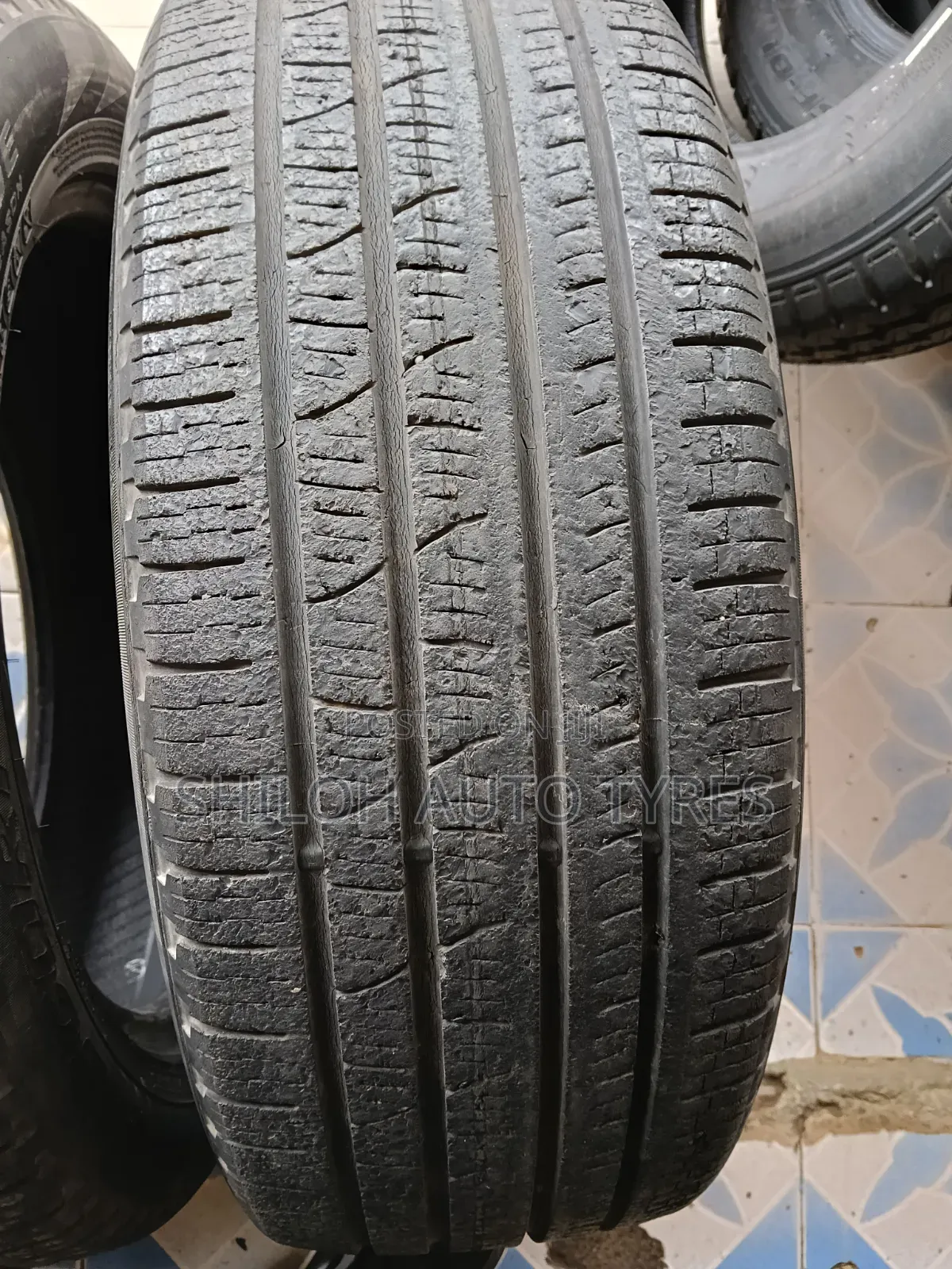 Pirelli 225/55r18 Used