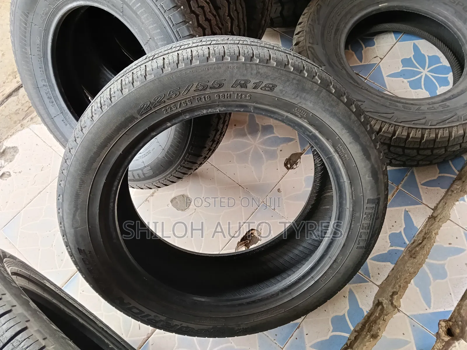 Pirelli 225/55r18 Used
