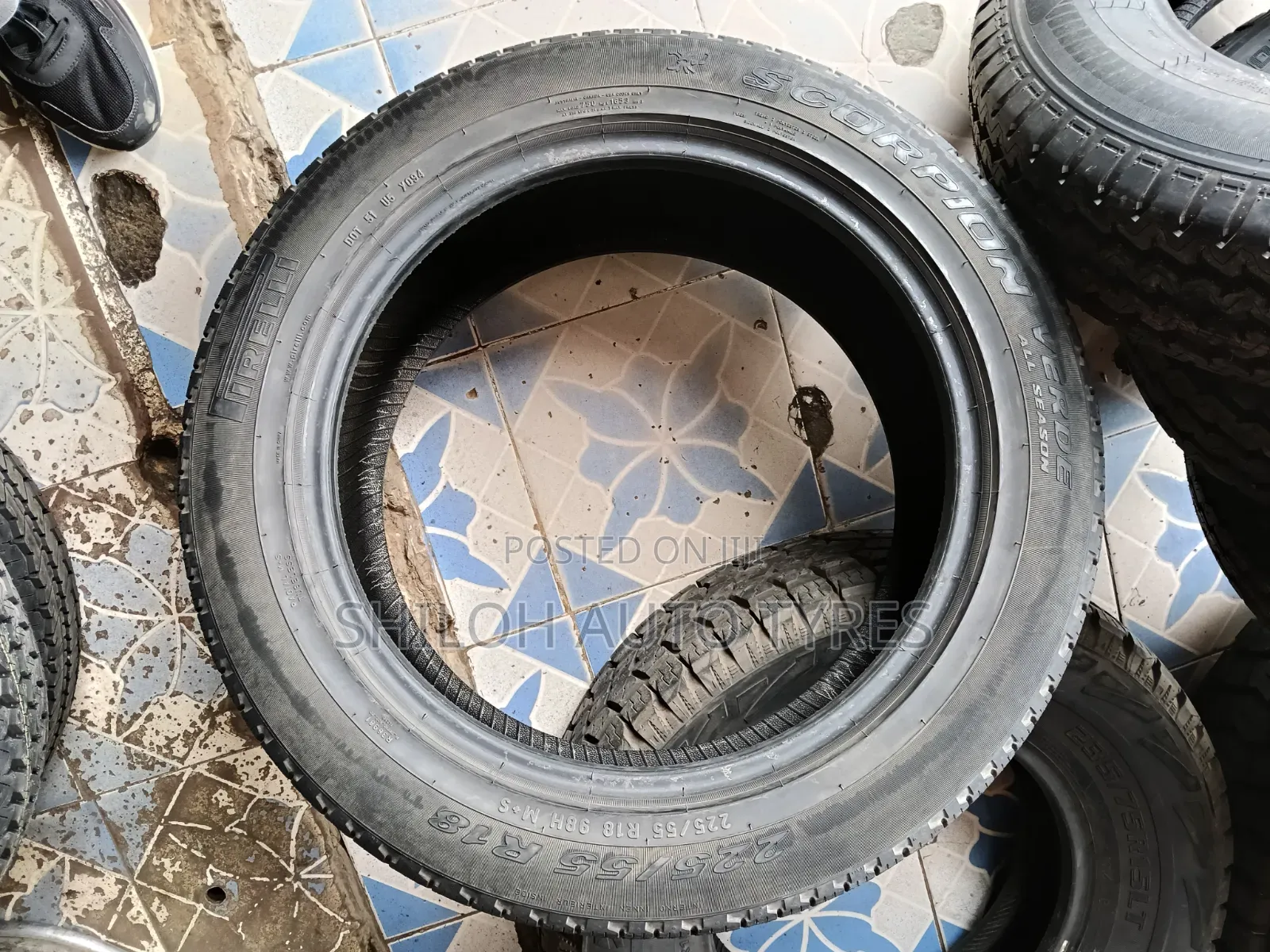 Pirelli 225/55r18 Used