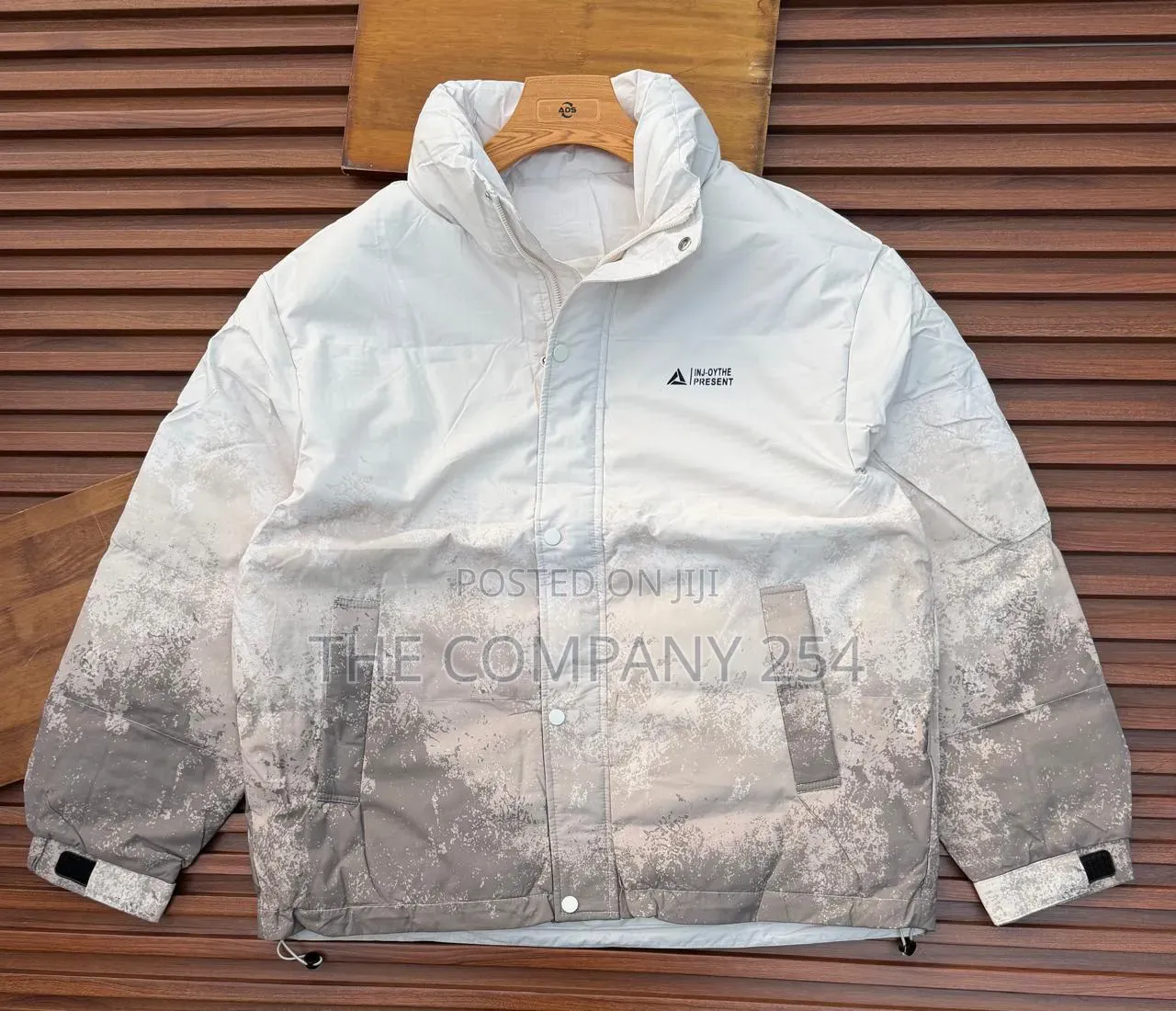 Quality Casual Designer Puffed Men All Weather Jacket Available