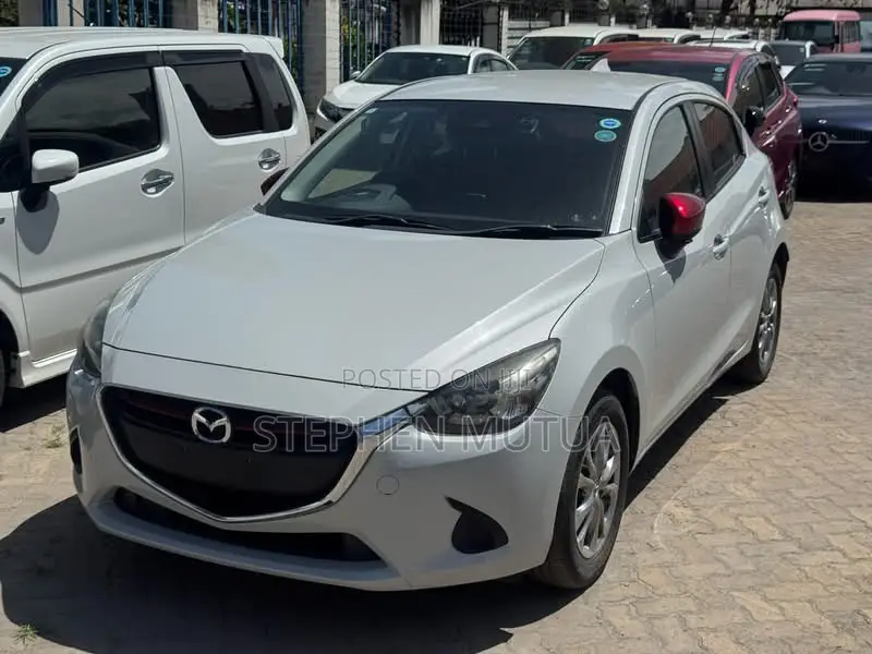 Mazda Demio 2019 White