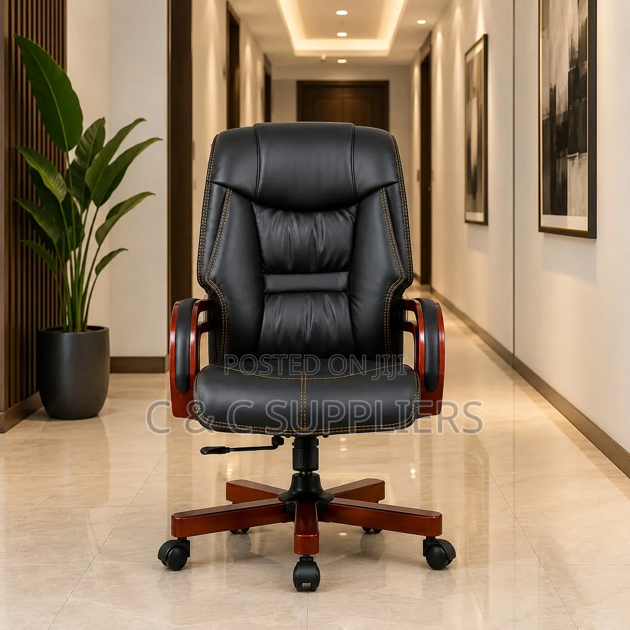 Black Leather Boss High Back Seat.