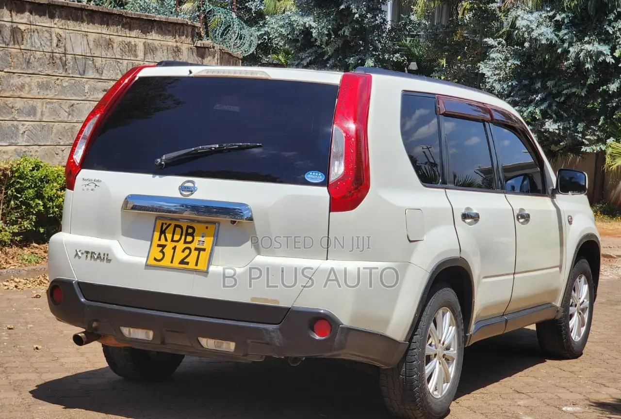 Nissan X-Trail 2013 White