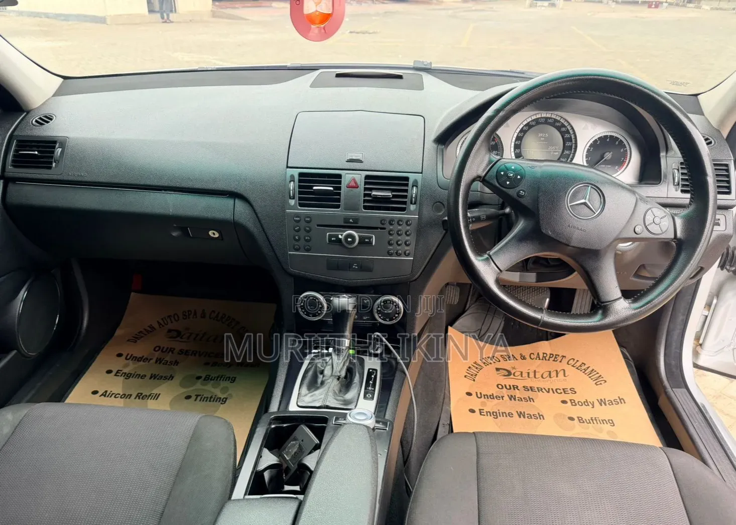 Mercedes-Benz C200 2011 Silver