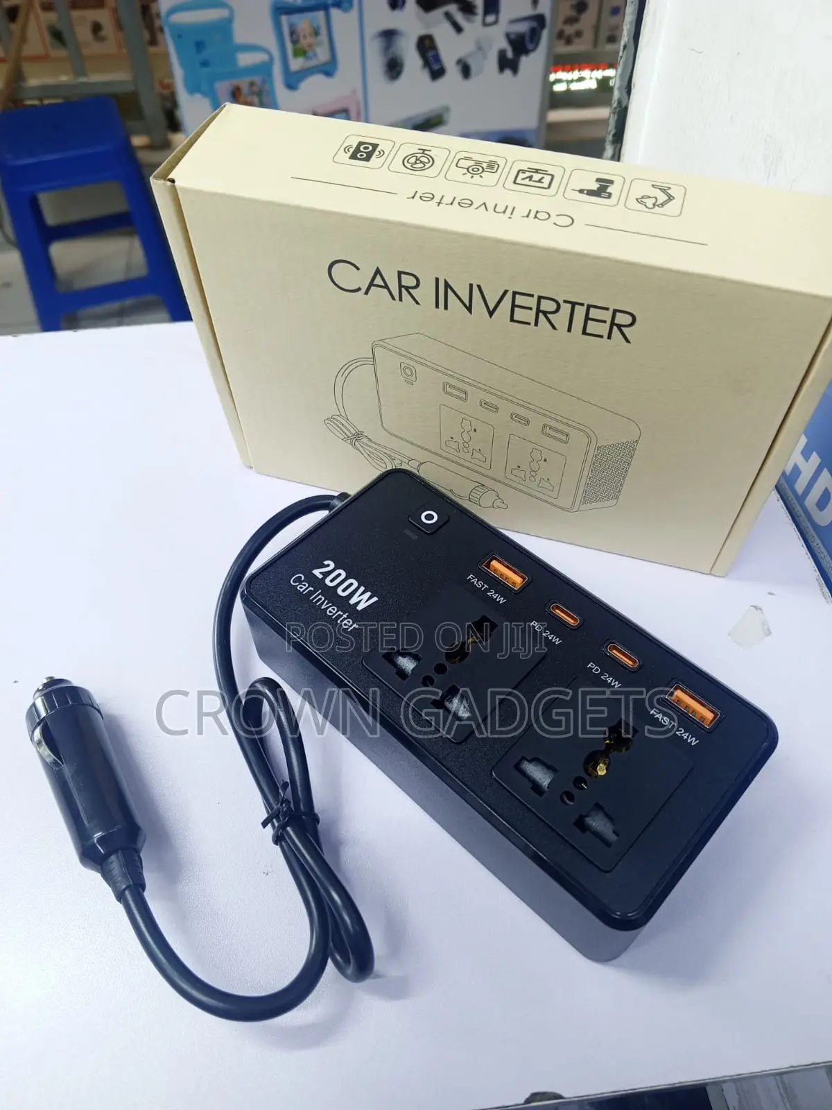12v 200w Car Inverter With USB-A, USB-C Pd AC Outlets