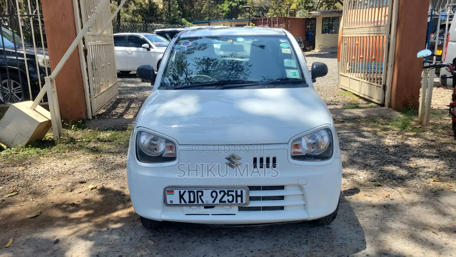 Suzuki Alto 2017 White