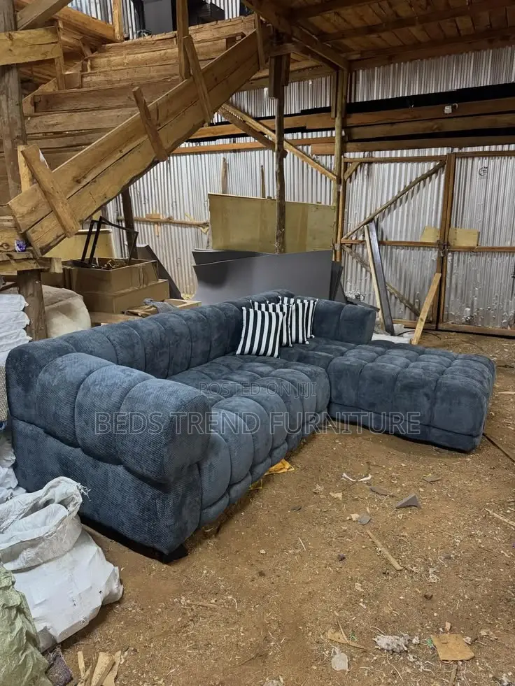 6 Seater L Seat Grey Bubble Design