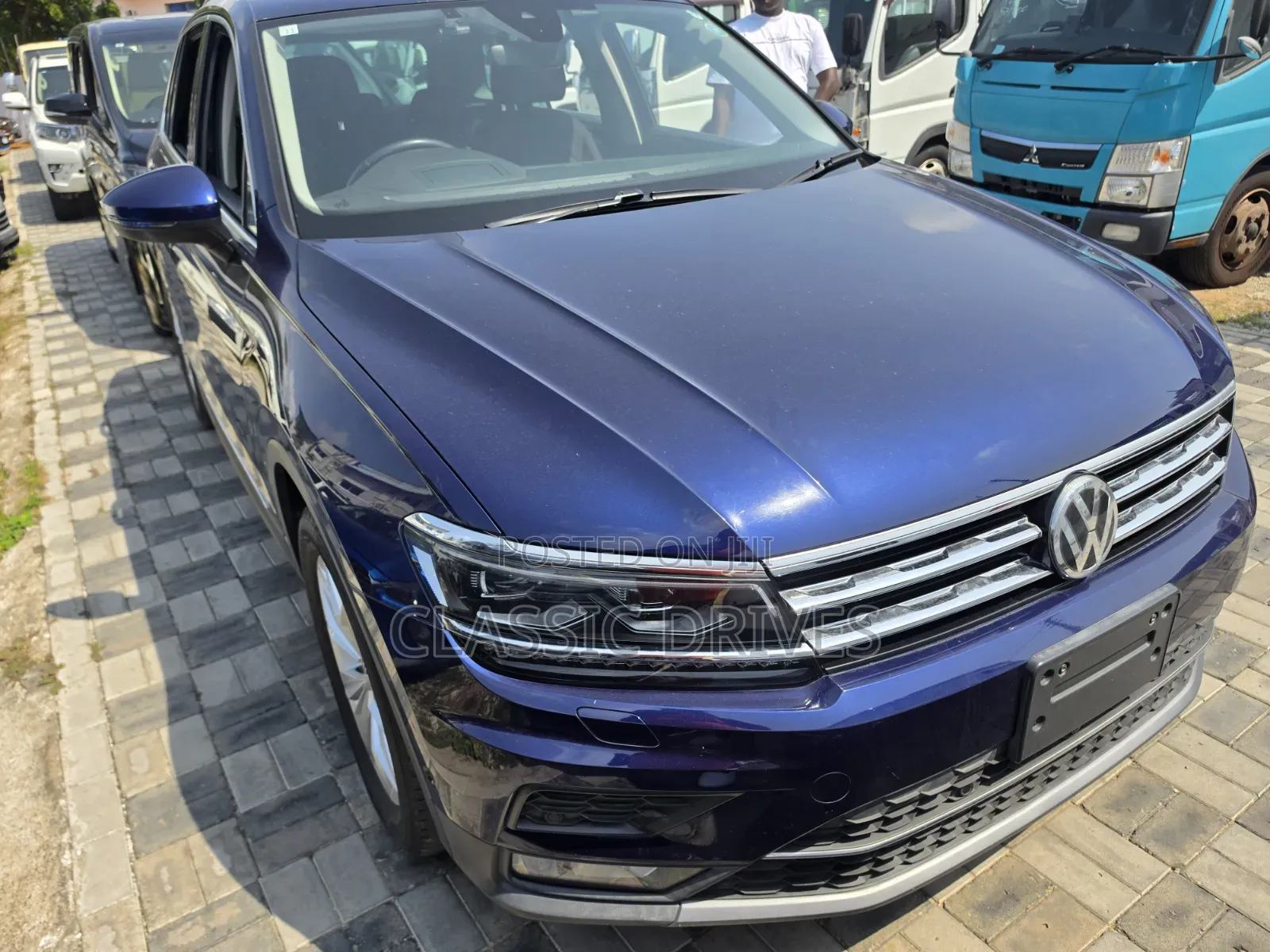 Volkswagen Tiguan 2019 Blue