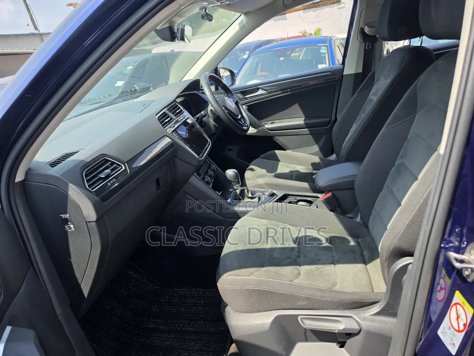 Volkswagen Tiguan 2019 Blue