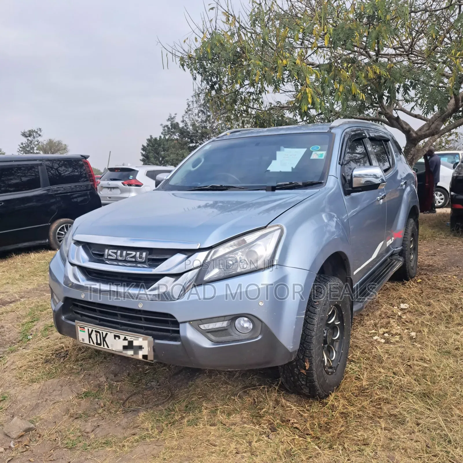 Isuzu MU-X 2015 Blue
