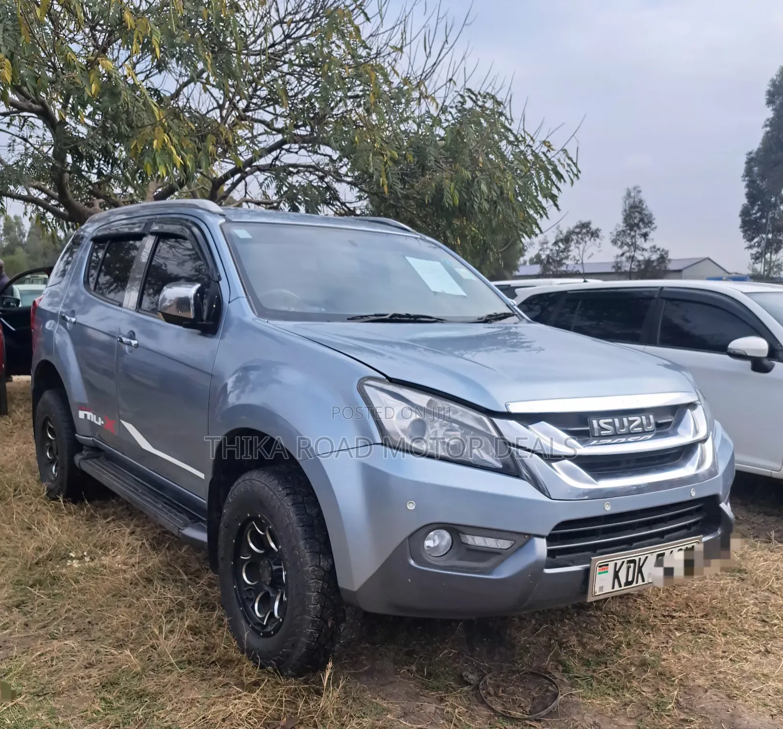 Isuzu MU-X 2015 Blue
