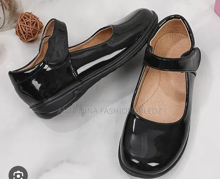 Girls Wetlook School Shoes