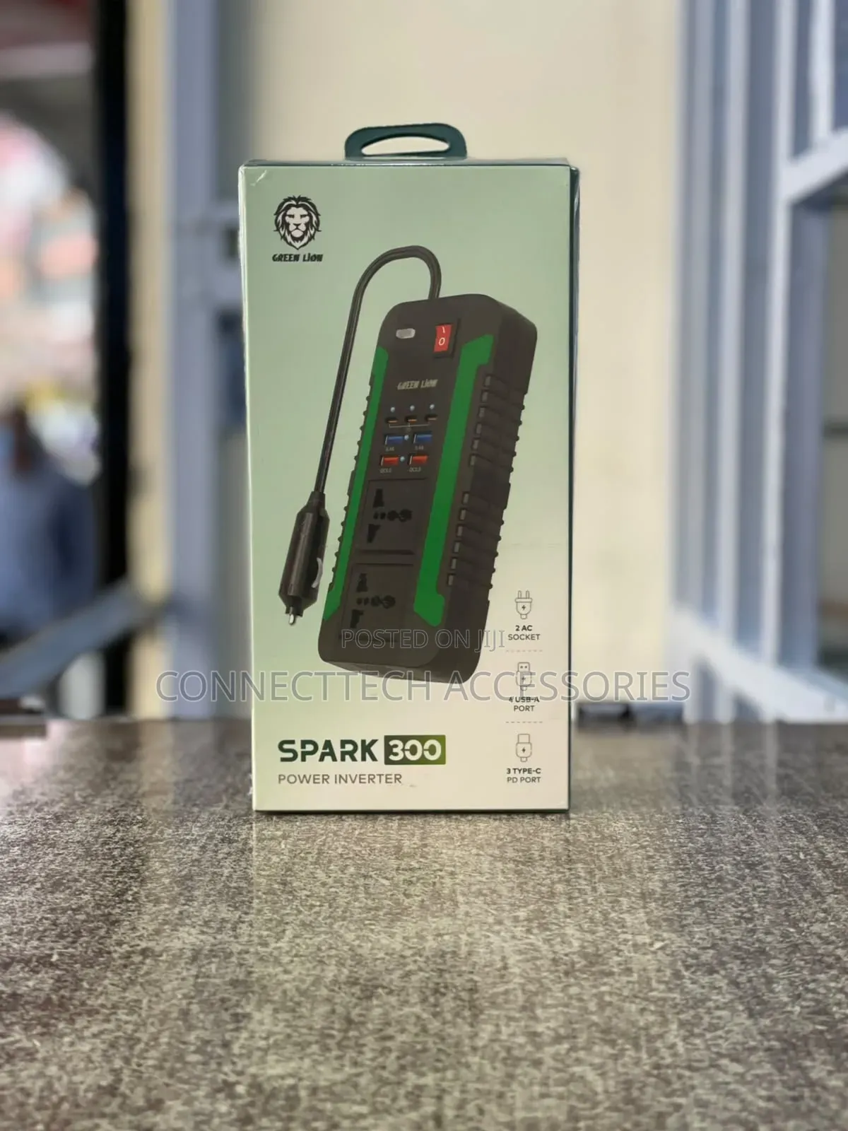 Green Lion Spark 300 Power Inverter