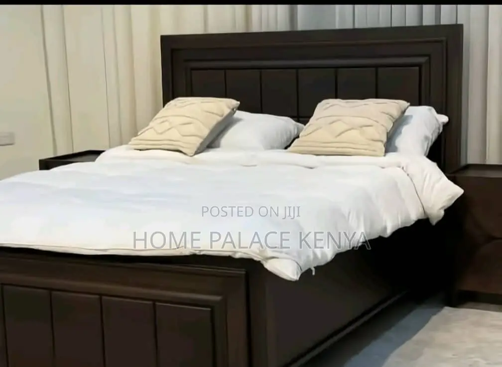 Mahogany Bed; Elegant Modern Mahogany Wooden Bed