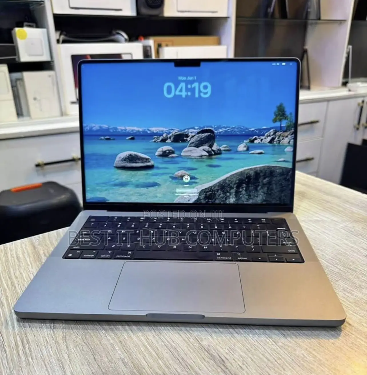 Laptop Apple MacBook Pro 2021 M1 16GB Apple M1 Pro SSD 1T