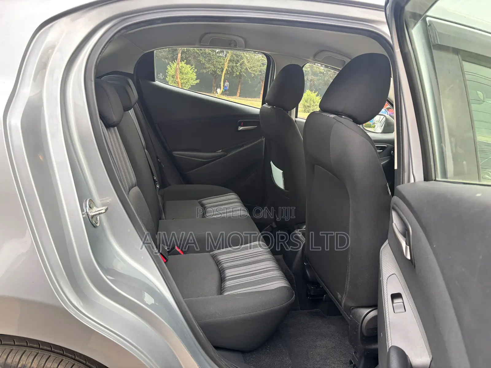 Mazda 2 2020 Silver